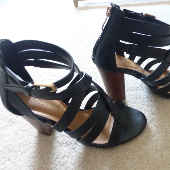 LE CHATEAU black and brown strappy chunky heel sandals with buckle closure - Picture 11 of 11